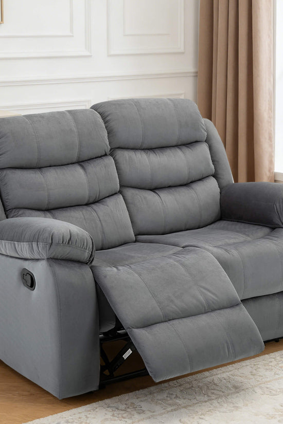 Power Reclining Loveseat with USB Port