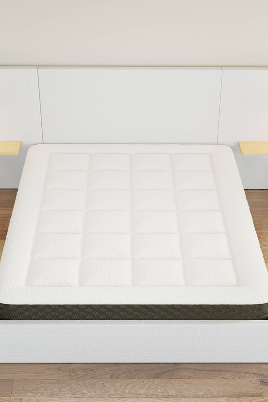 ModuNest Solid Wood Bed with Built-in Side Tables
